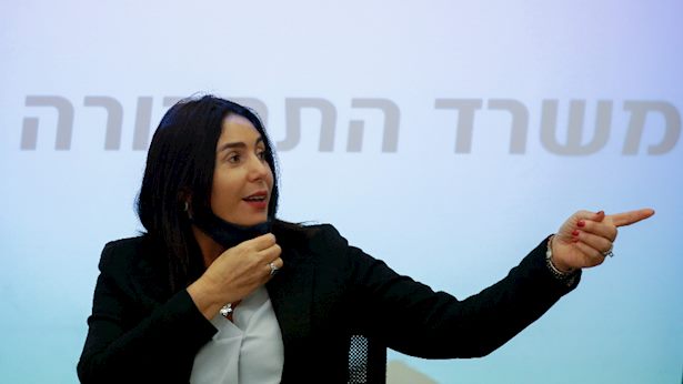 rsz_615_346_F200708OF12 1